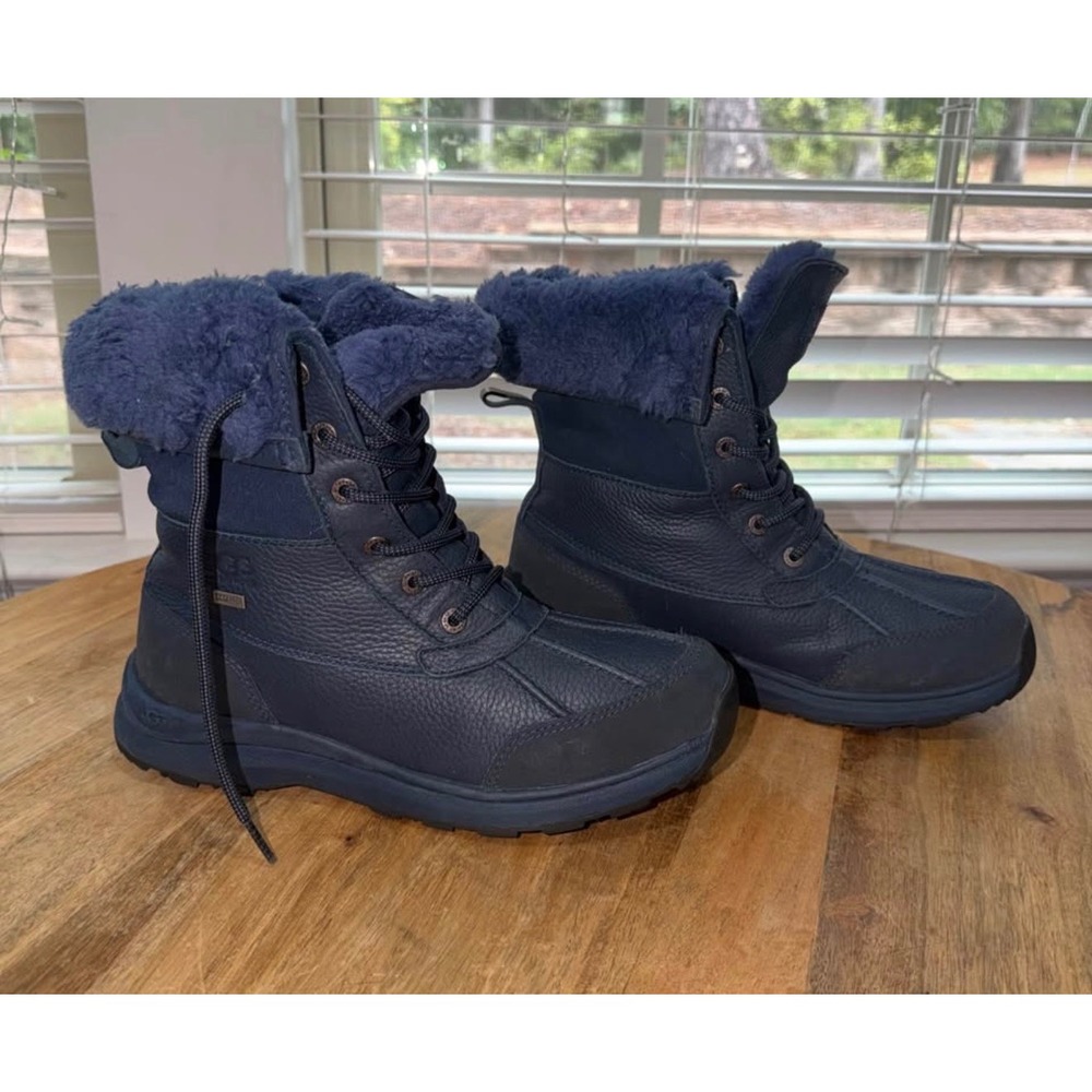 UGG Adirondack III Navy Blue Waterproof Leather Winter Snow Boots Womens 9